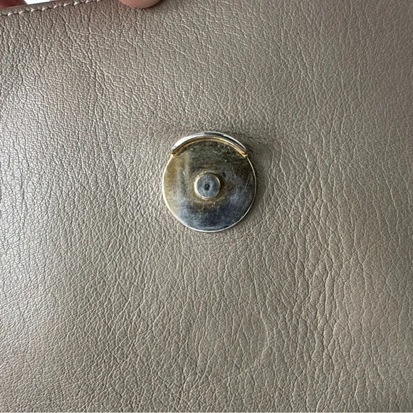 Cuyana Leather Convertible Satchel Backpack Tote Bag in Taupe - Picture 7 of 13